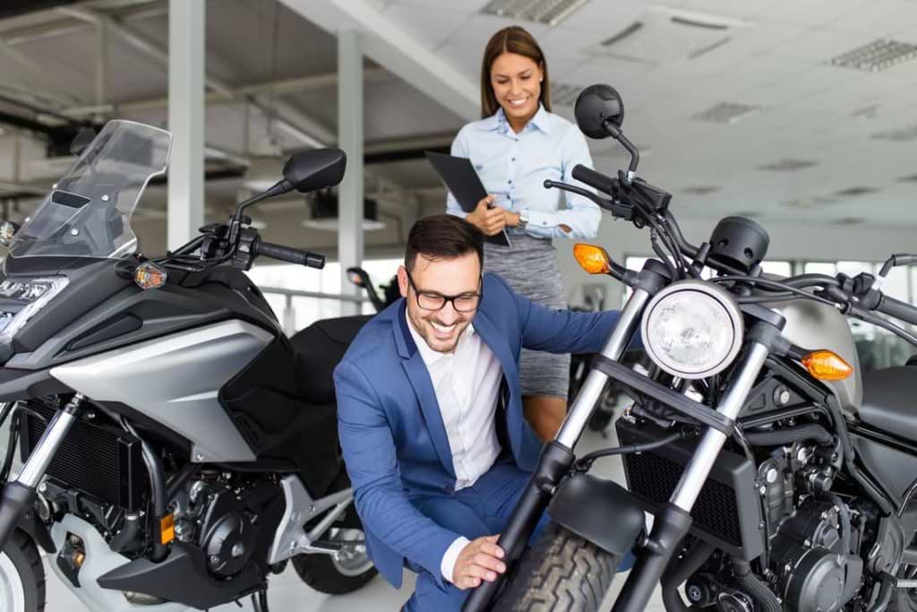 Köpa motorcykel